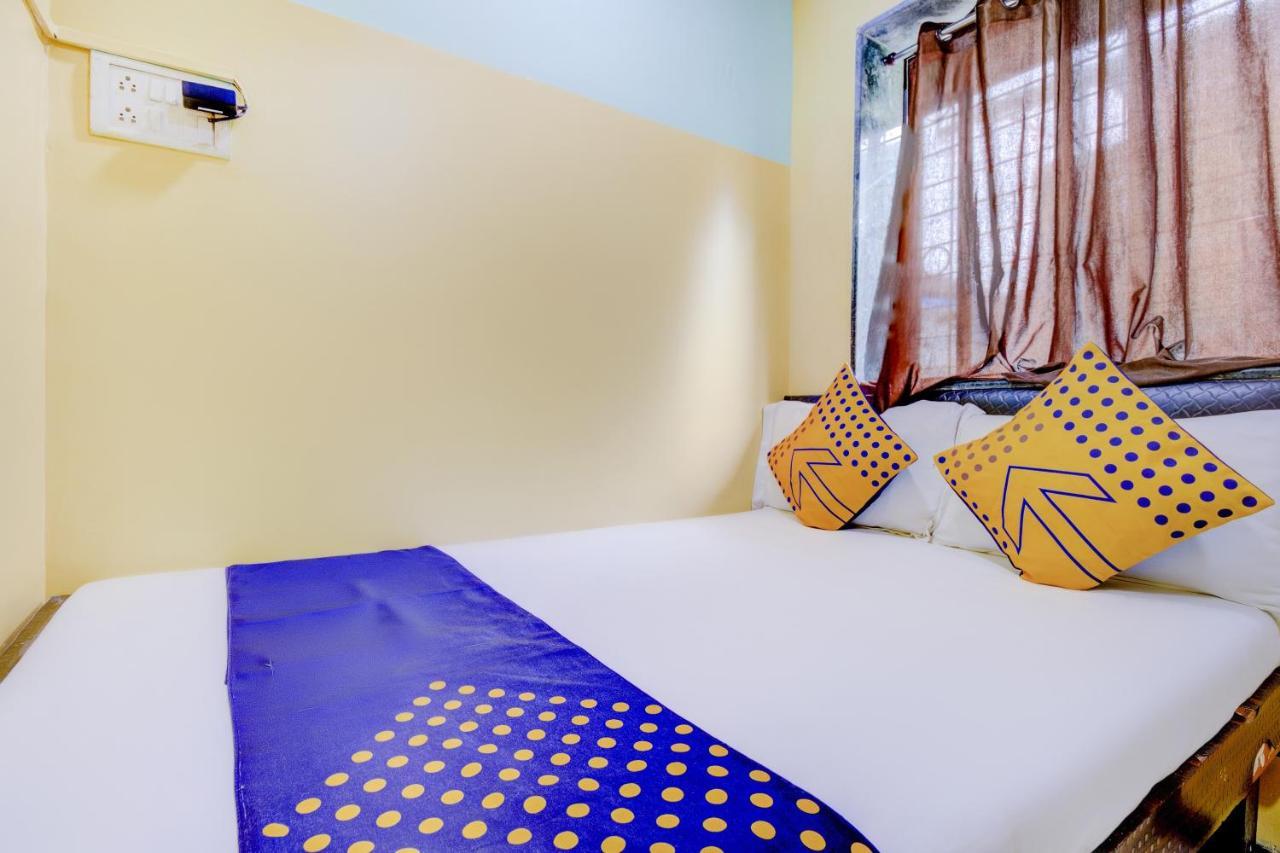 Oyo 70661 Hotel Al Makkah Managed By Hotel Paris Mumbai Kültér fotó